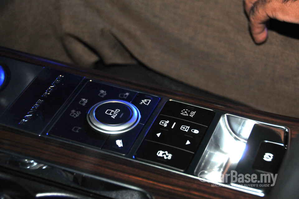 Land Rover Range Rover L405 (2013) Interior