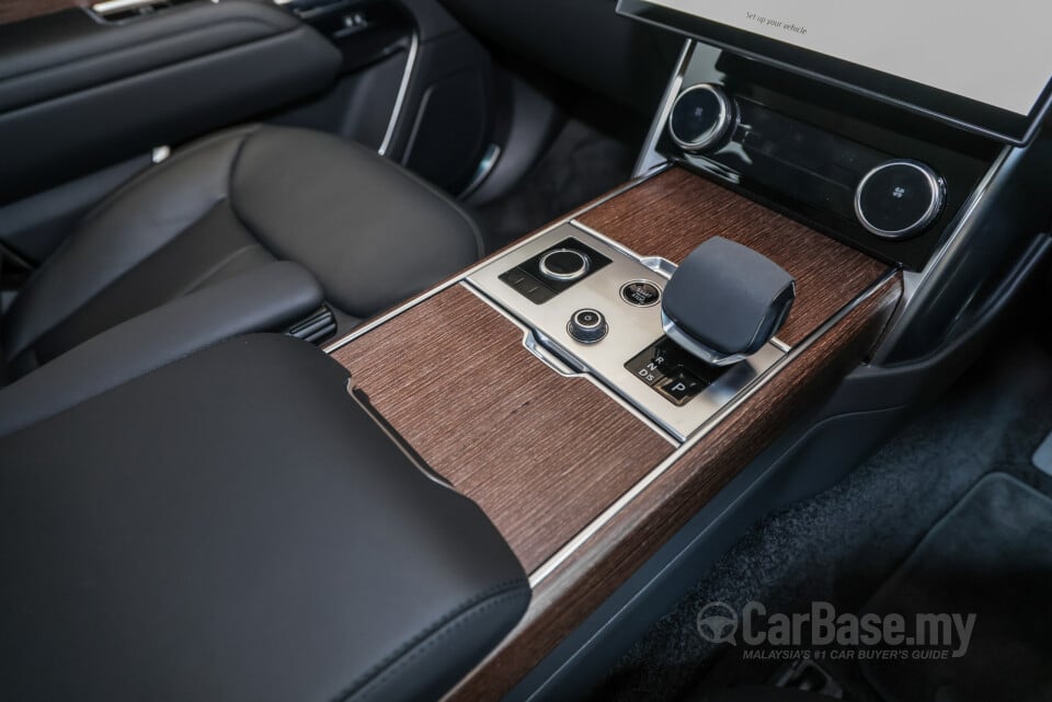 Land Rover Range Rover L460 (2023) Interior