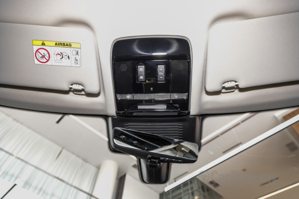 Land Rover Range Rover L460 (2023) Interior