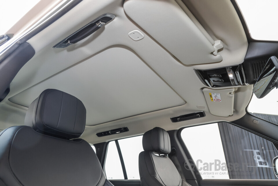 Land Rover Range Rover L460 (2023) Interior