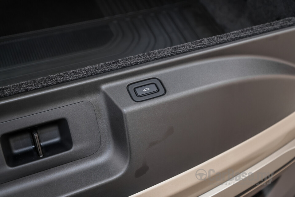 Land Rover Range Rover L460 (2023) Interior
