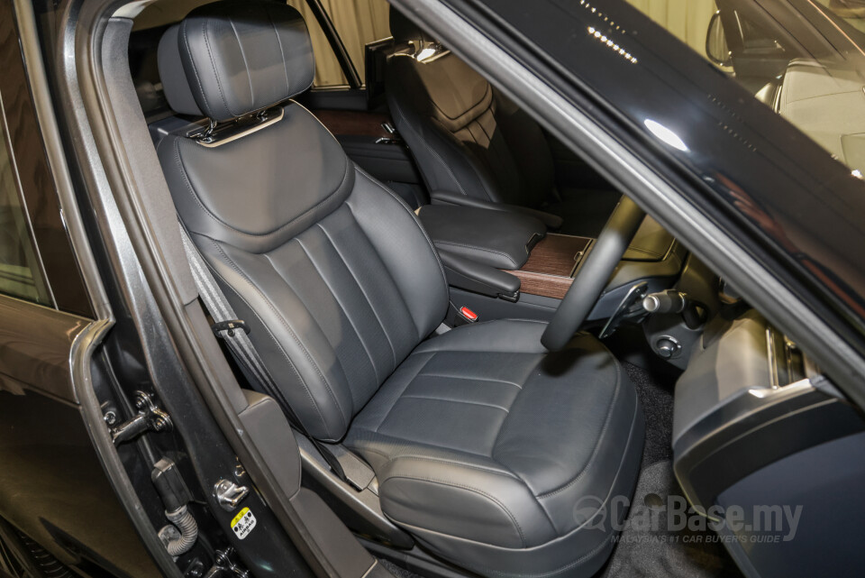 Land Rover Range Rover L460 (2023) Interior