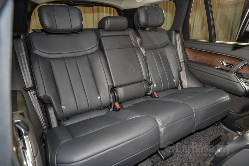 Land Rover Range Rover L460 (2023) Interior