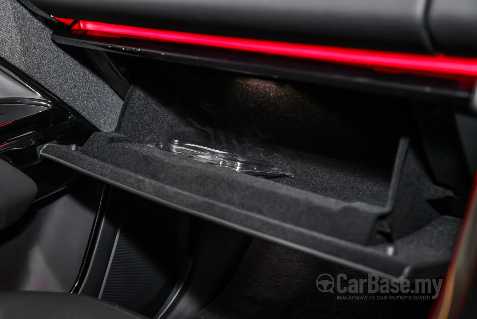 Land Rover Range Rover Sport L461 (2023) Interior