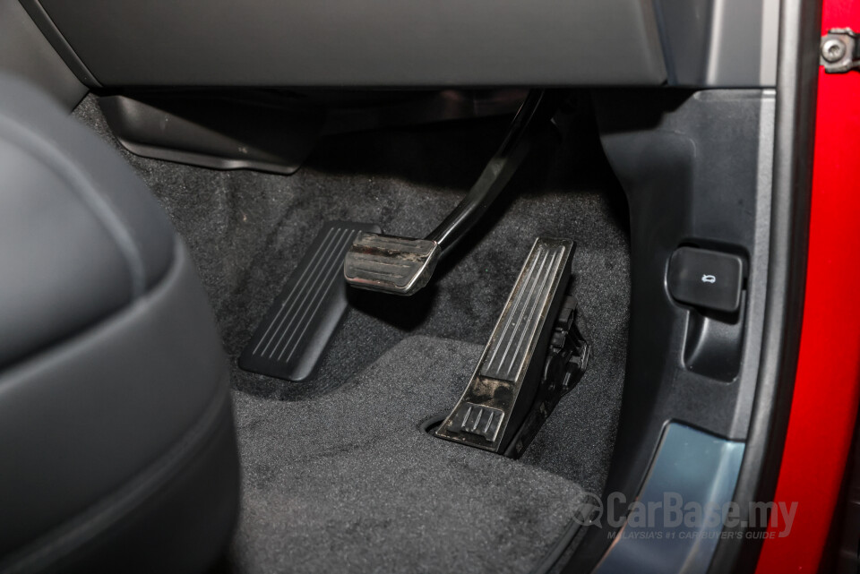 Land Rover Range Rover Sport L461 (2023) Interior