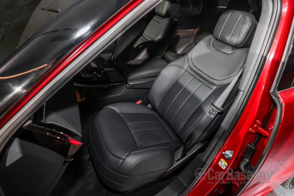 Land Rover Range Rover Sport L461 (2023) Interior