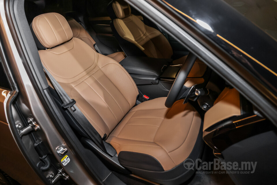 Land Rover Range Rover Sport L461 (2023) Interior