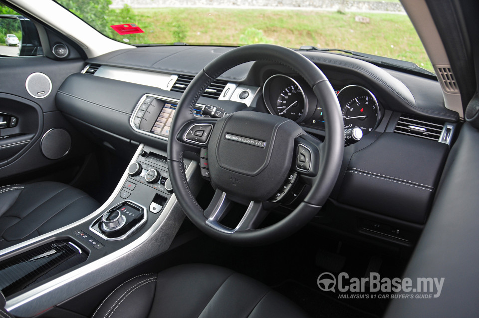 Land Rover Range Rover Evoque L538 (2011) Interior