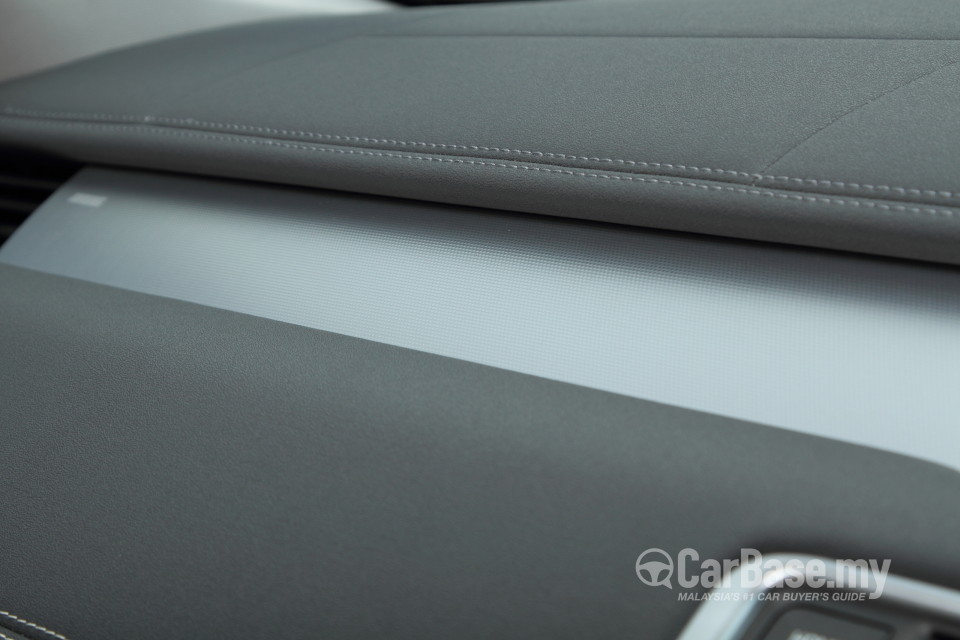 Land Rover Range Rover Evoque L538 (2011) Interior