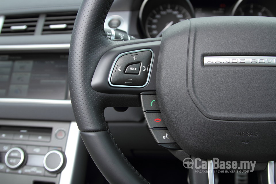 Land Rover Range Rover Evoque L538 (2011) Interior