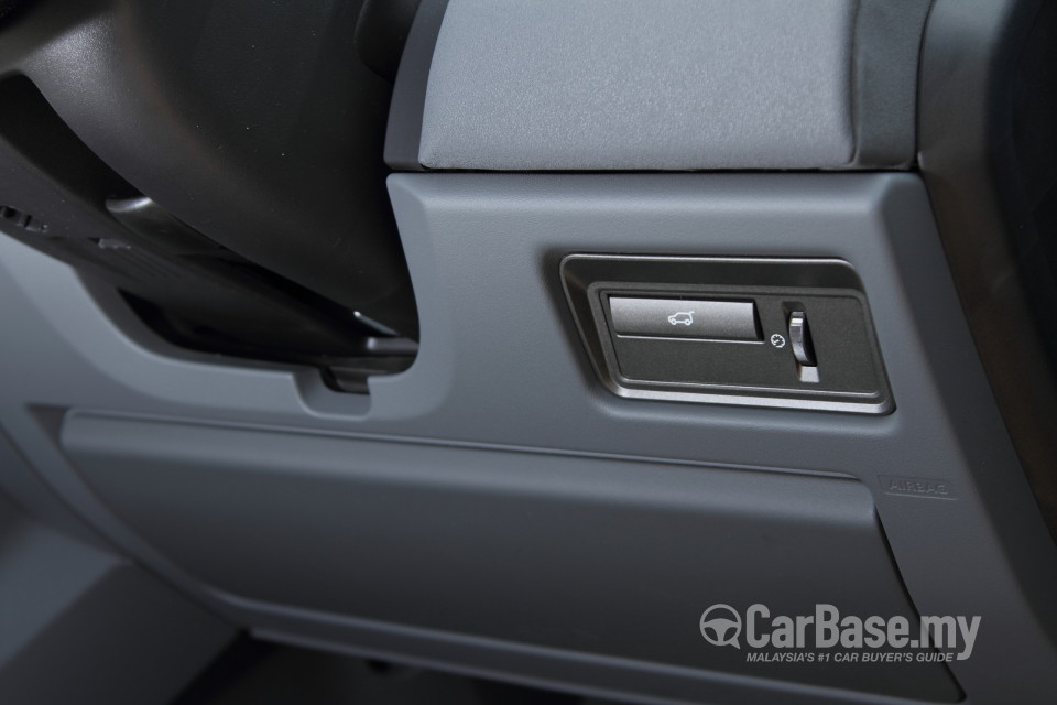 Land Rover Range Rover Evoque L538 (2011) Interior