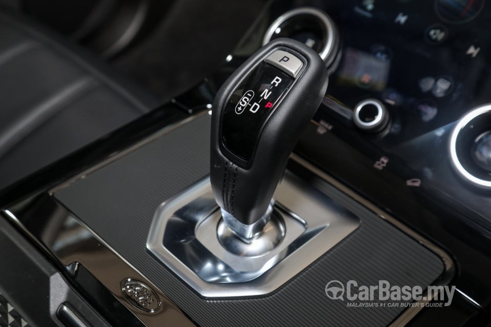 Land Rover Range Rover Evoque L551 (2020) Interior