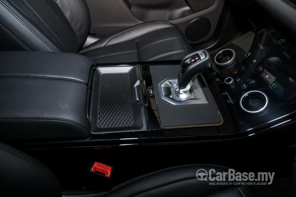 Land Rover Range Rover Evoque L551 (2020) Interior