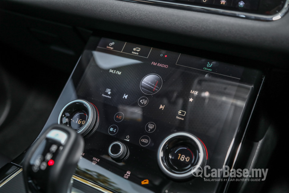 Land Rover Range Rover Evoque L551 (2020) Interior