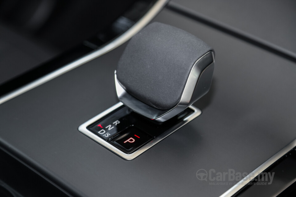 Land Rover Range Rover Evoque L551 Facelift (2024) Interior