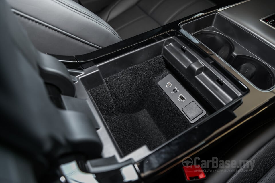 Land Rover Range Rover Evoque L551 Facelift (2024) Interior