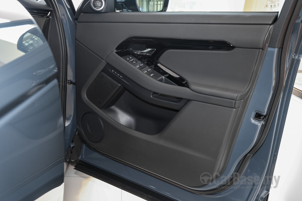 Land Rover Range Rover Evoque L551 Facelift (2024) Interior