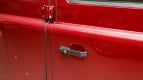 Land Rover Defender Exterior photo