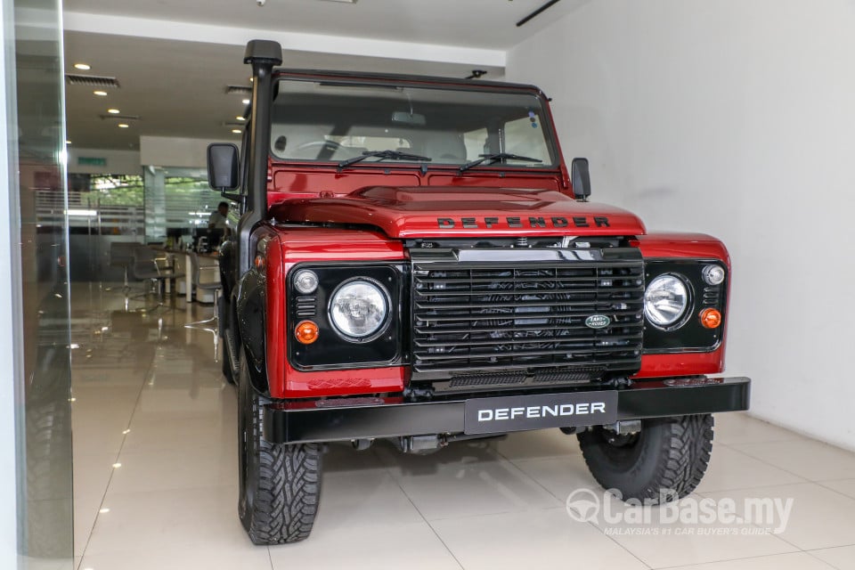 Land Rover Defender L316 (2011) Exterior
