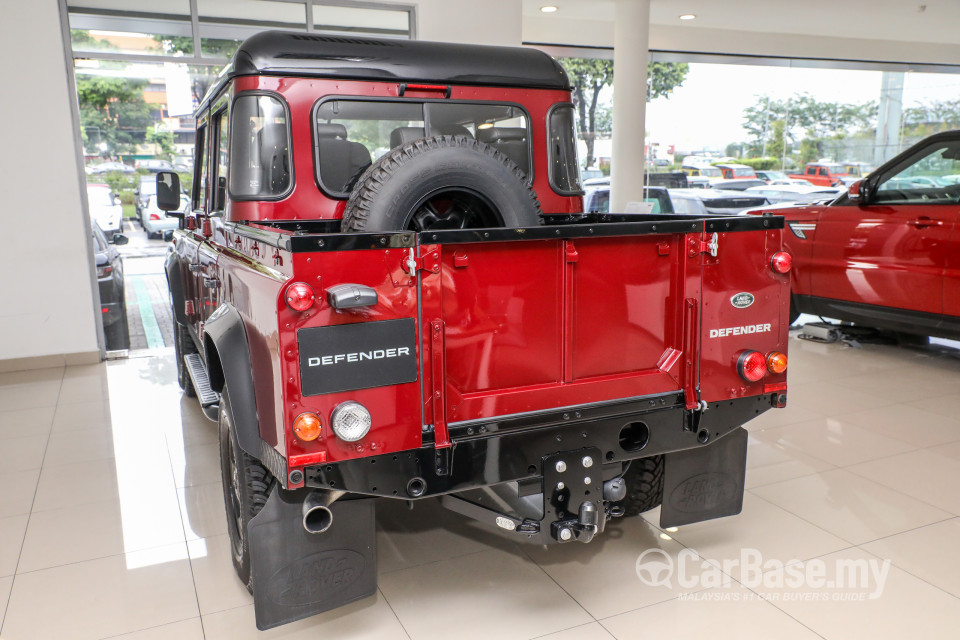 Land Rover Defender L316 (2011) Exterior