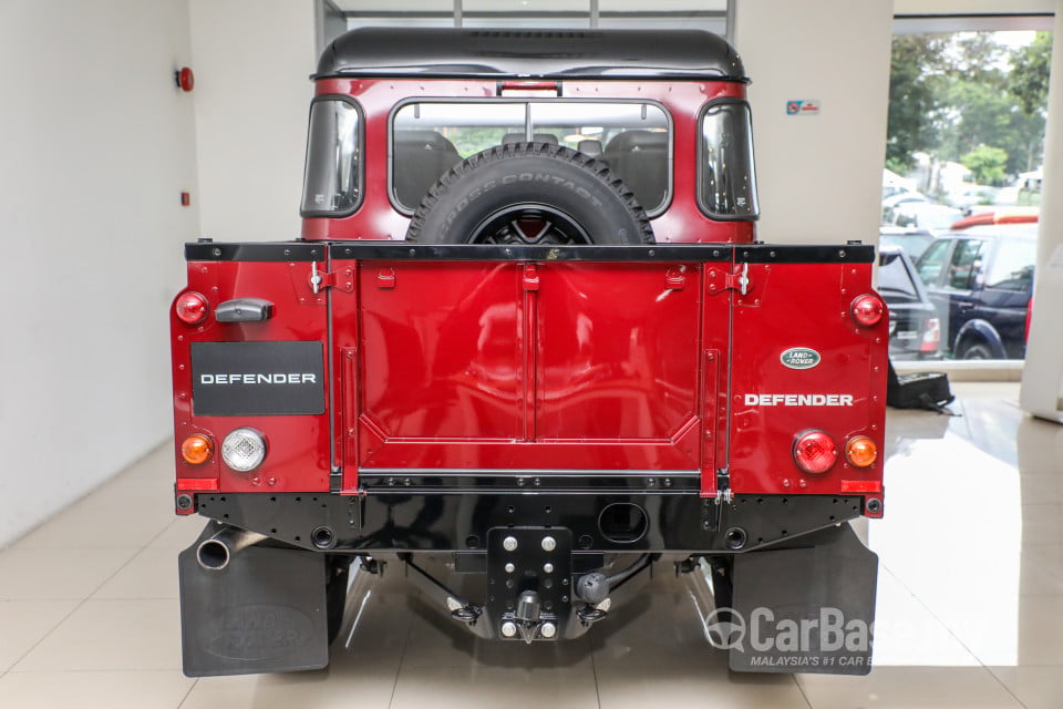 Land Rover Defender L316 (2011) Exterior