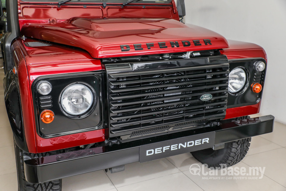 Land Rover Defender L316 (2011) Exterior