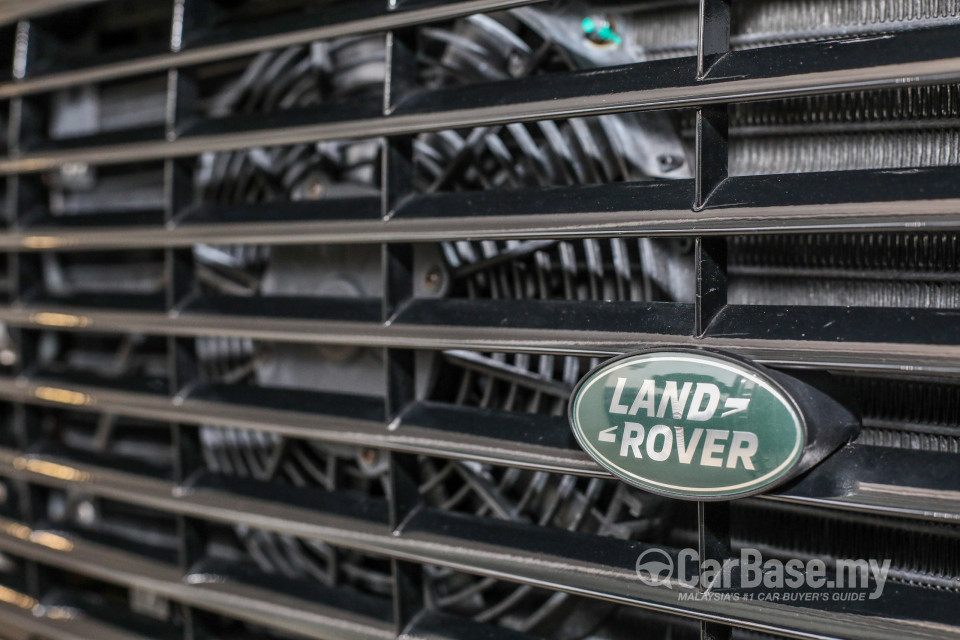 Land Rover Defender L316 (2011) Exterior