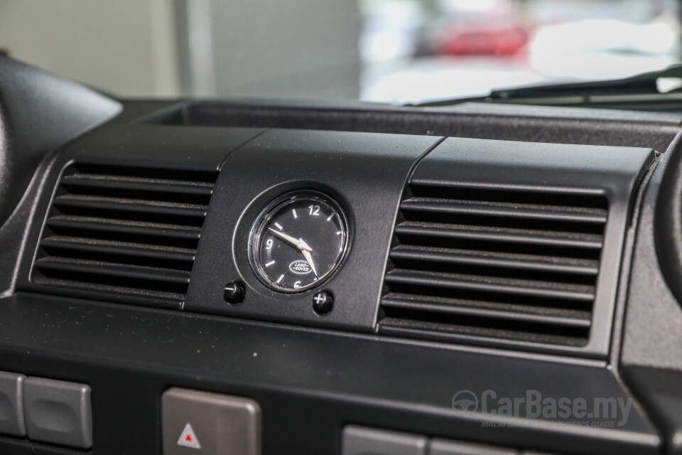 Perodua Aruz D38L (2019) Interior