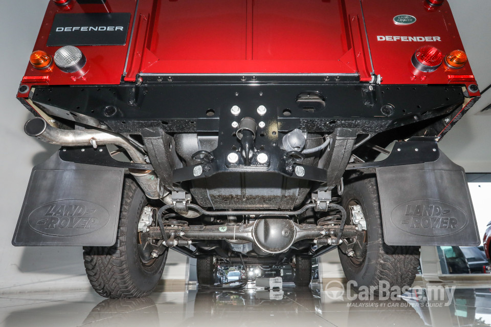 Land Rover Defender L316 (2011) Interior