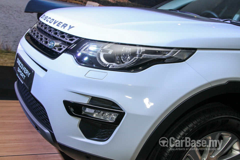 Land Rover Discovery Sport L550 (2015) Exterior