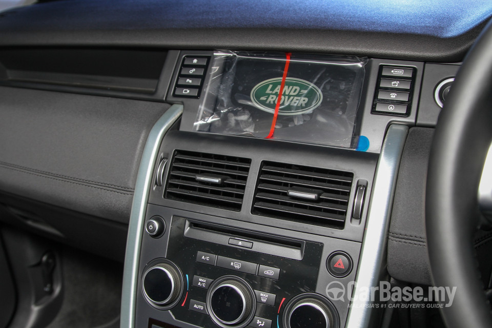 Land Rover Discovery Sport L550 (2015) Interior