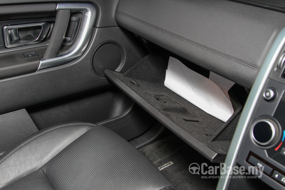 Land Rover Discovery Sport L550 (2015) Interior