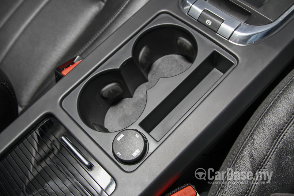 Land Rover Discovery Sport L550 (2015) Interior