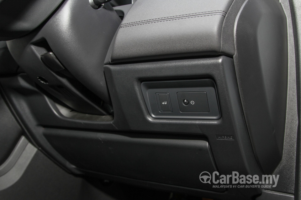 Land Rover Discovery Sport L550 (2015) Interior