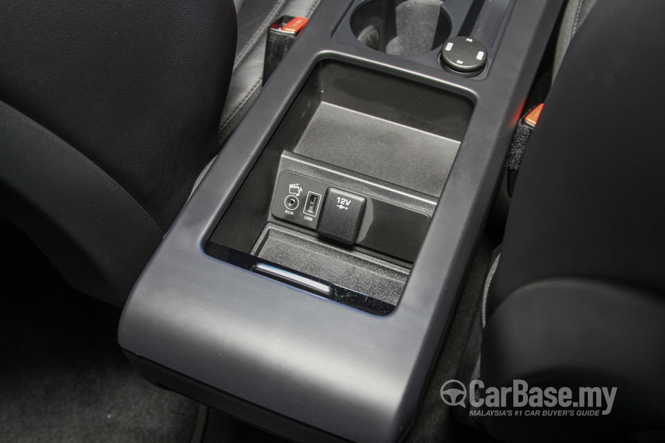 Land Rover Discovery Sport L550 (2015) Interior
