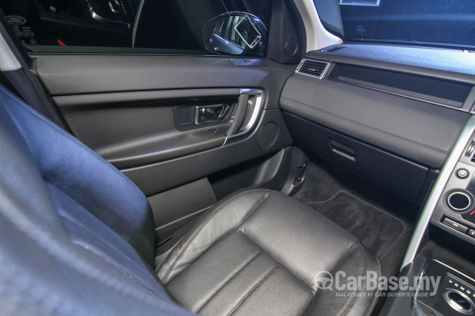 Land Rover Discovery Sport L550 (2015) Interior
