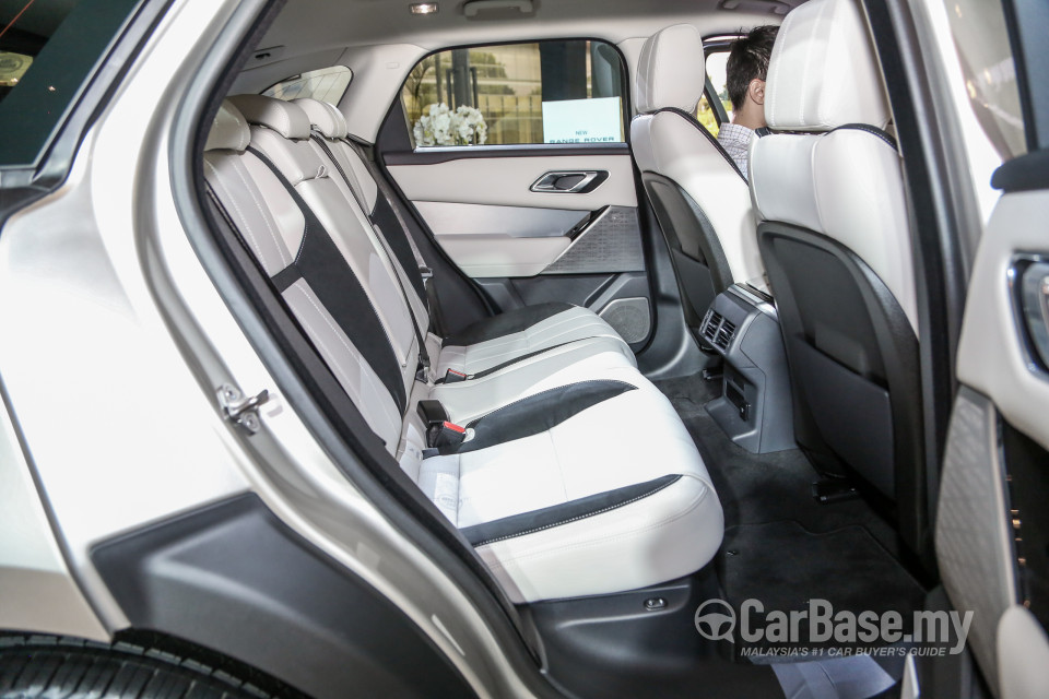 Land Rover Range Rover Velar L560 (2018) Interior