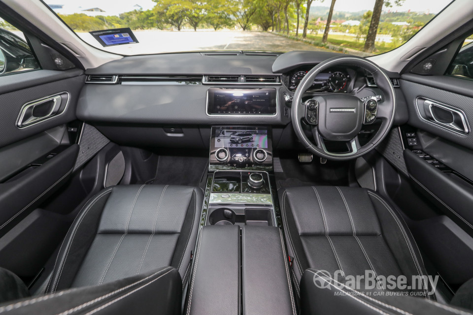 Land Rover Range Rover Velar L560 (2018) Interior
