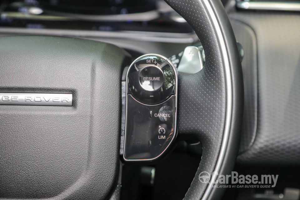 Land Rover Range Rover Velar L560 (2018) Interior