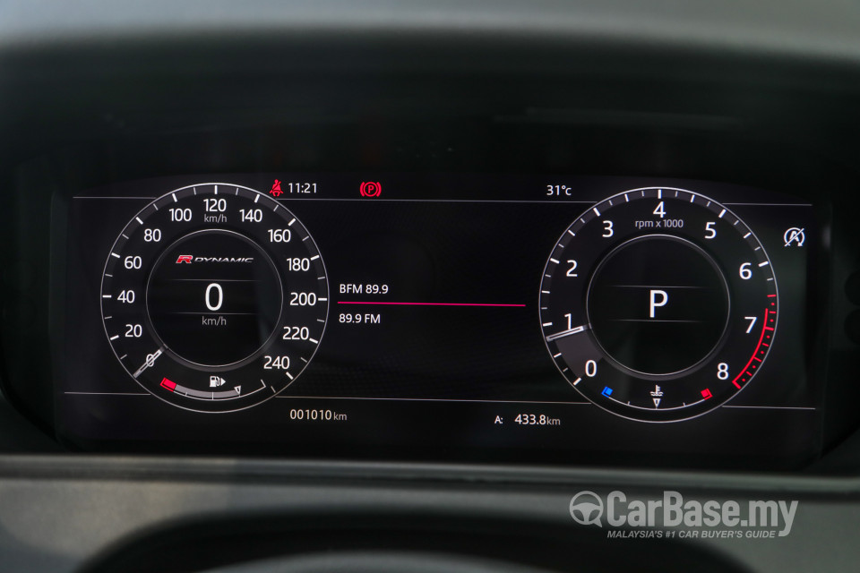 Land Rover Range Rover Velar L560 (2018) Interior