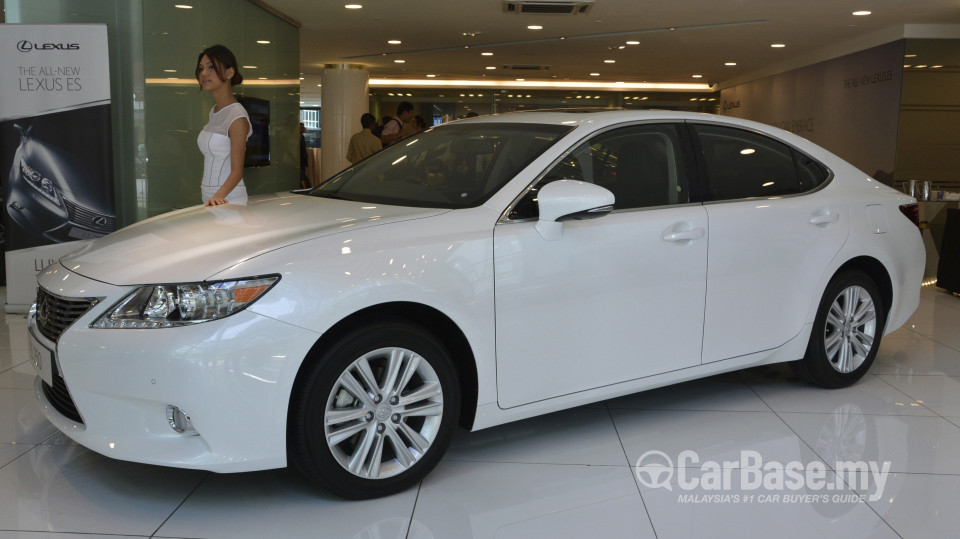 Lexus ES 6th Gen (2013) Exterior