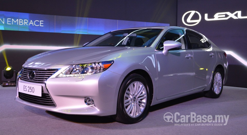 Lexus ES 6th Gen (2013) Exterior