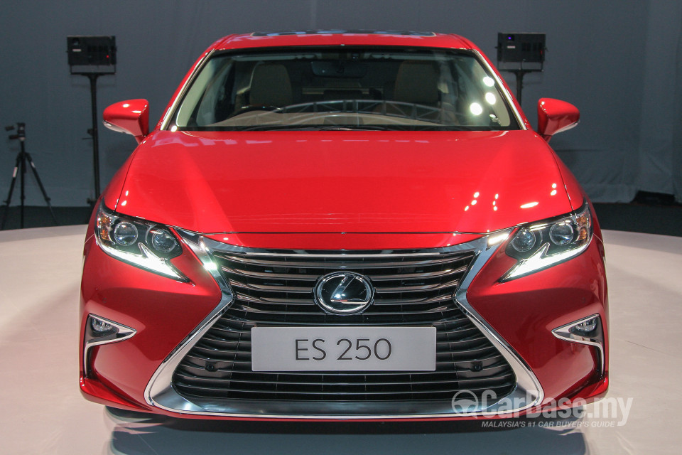 Lexus ES 6th Gen Facelift (2015) Exterior