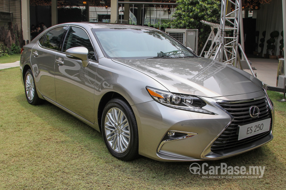 Lexus ES 6th Gen Facelift (2015) Exterior
