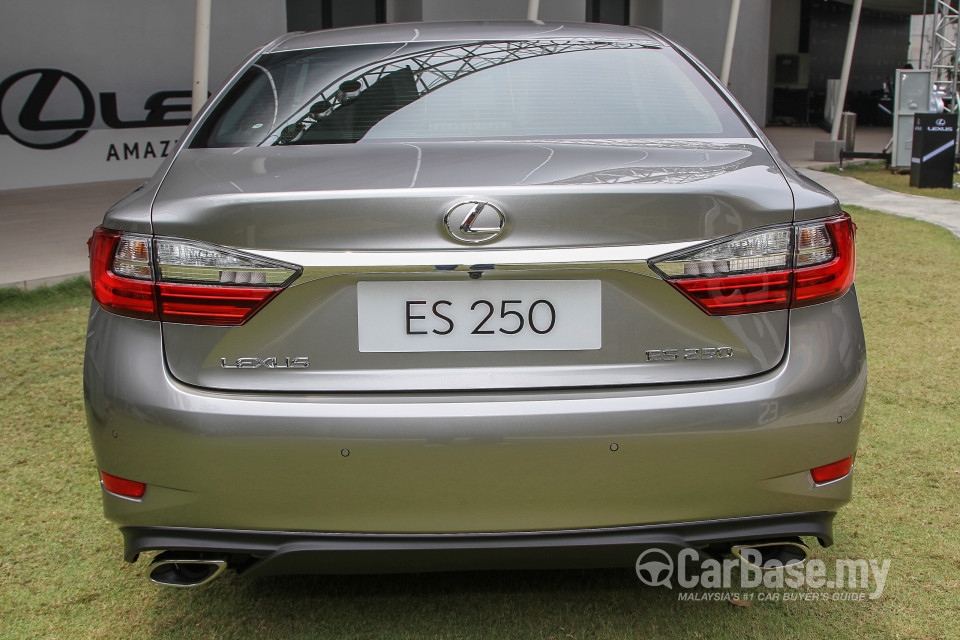 Lexus ES 6th Gen Facelift (2015) Exterior