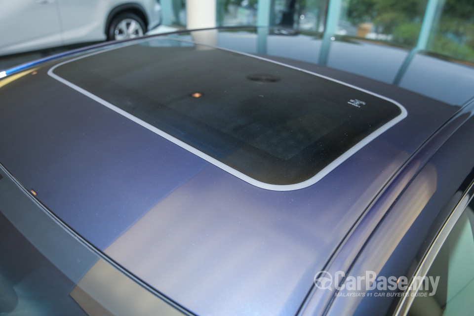 Lexus ES 6th Gen Facelift (2015) Exterior