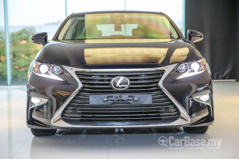 Lexus ES 6th Gen Facelift (2015) Exterior