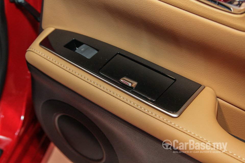 Lexus ES 6th Gen Facelift (2015) Interior