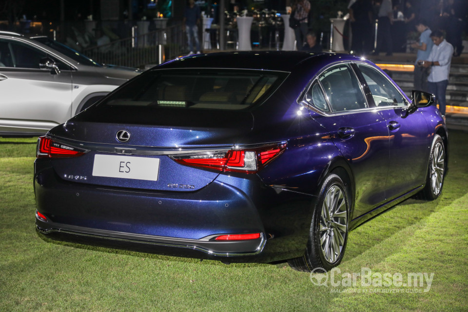 Lexus ES XZ10 (2019) Exterior