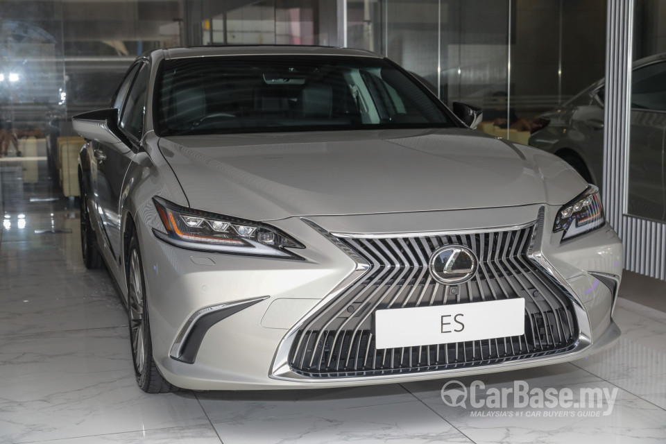 Lexus ES XZ10 (2019) Exterior